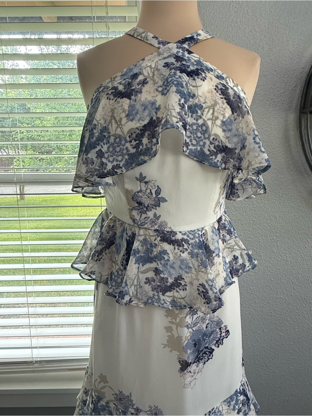 Gianni Bini Erin Halter Midi Dress Size 0 - Picture 3 of 9